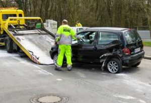 ACCEDENT VEHICLE TOWING